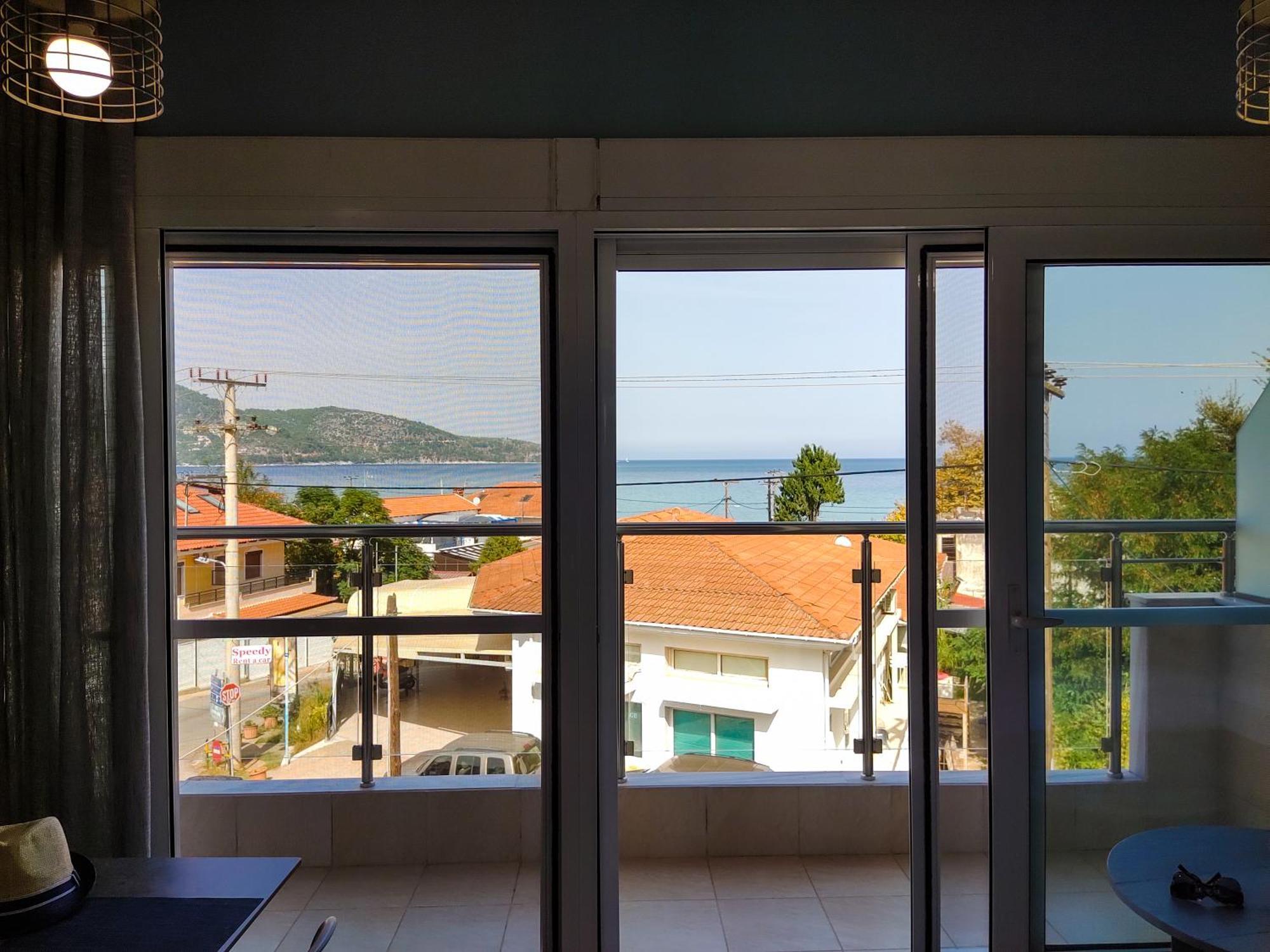 Celeste Deluxe Apartments Skala Potamia  Zimmer foto